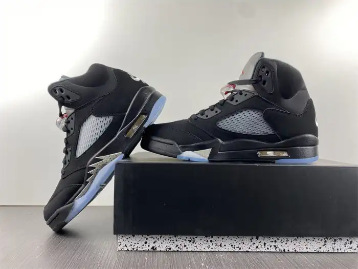 Affordable Jordan 5 Retro Black Metallic (2016) 845035-003 0125