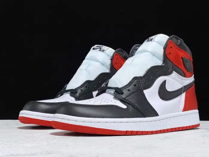 Cheap Air Jordan 1 Retro High Satin Black Toe CD0461-016 0125