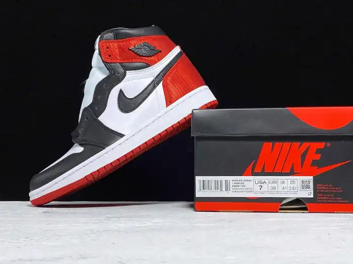 Cheap Air Jordan 1 Retro High Satin Black Toe CD0461-016 0125