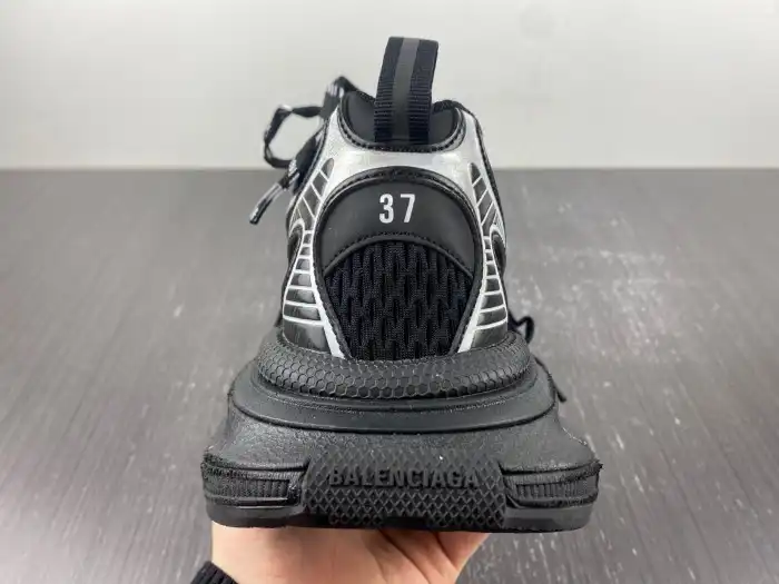 Cheap BLCG 3XL SNEAKER 734731 W3XL1 1090 0124