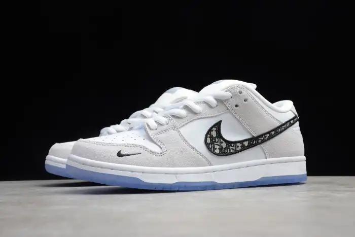 Affordable DR x Nike Dunk SB Low BQ6817-002 0126