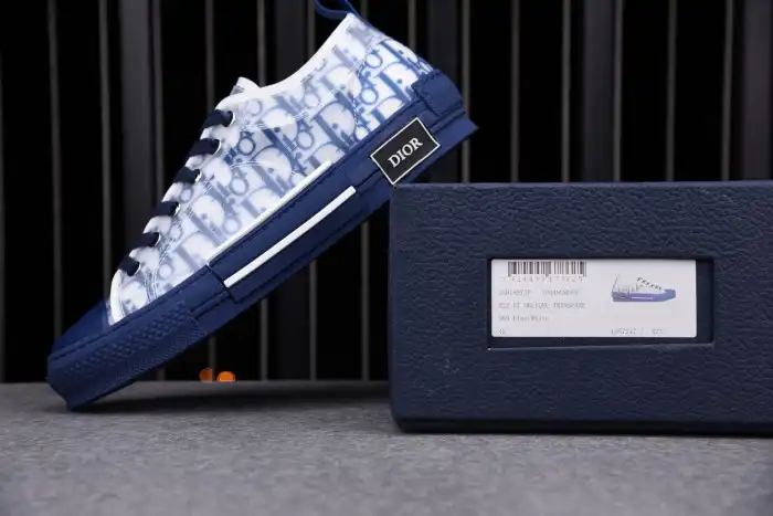 Affordable DR B23 Low Top Oblique Sneaker Blue 0201